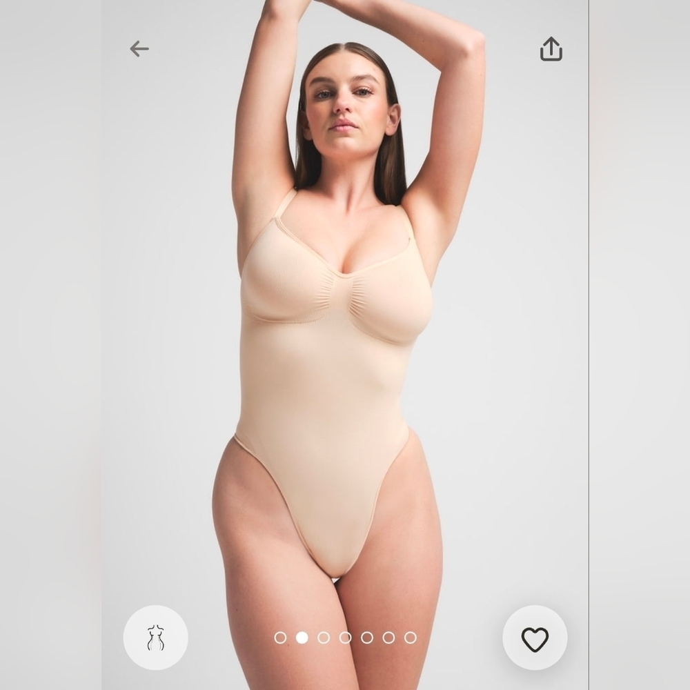 NWOT Skims Seamless Sculpt Thong Bodysuit Mrsp $70